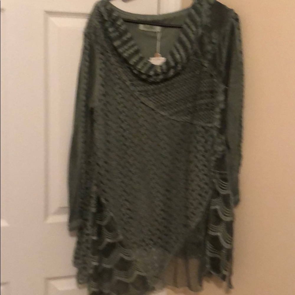 Beautiful lace tunic